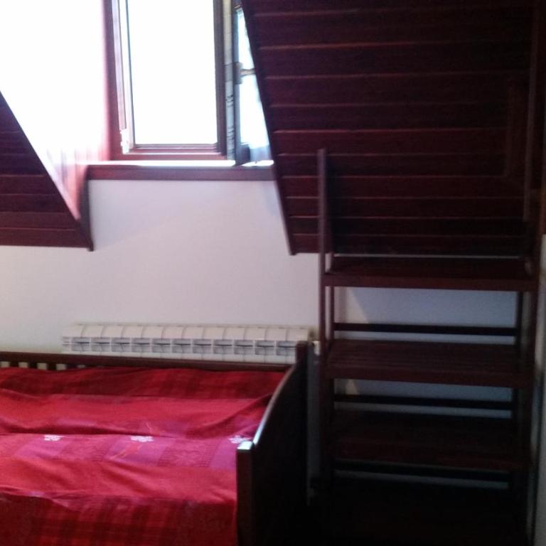 Planinski Biser - Five-Bedroom House - 28
