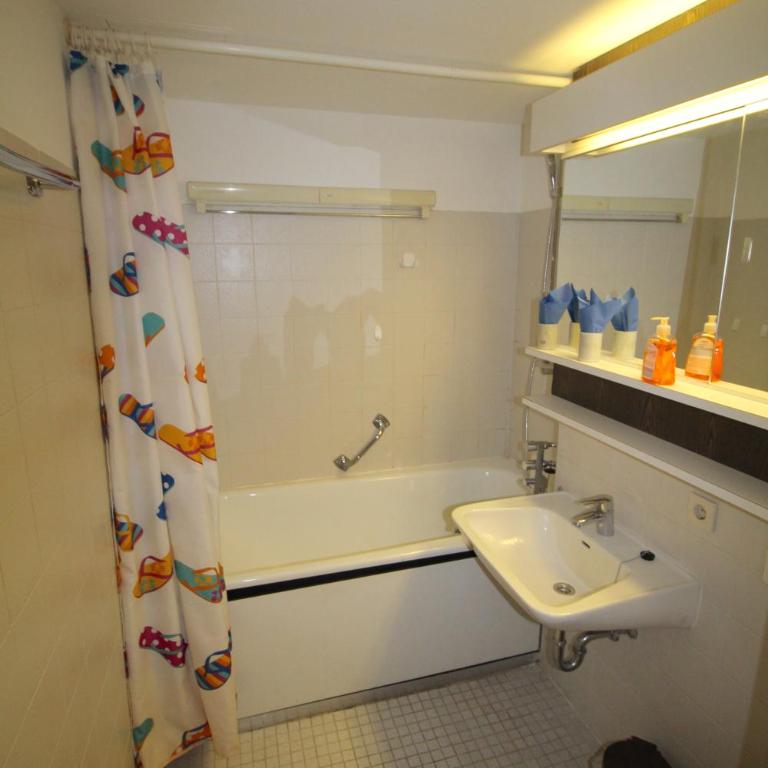 Lindenschlösschen & Schlossgarten - Apartment mit 2 Schlafzimmern - 5