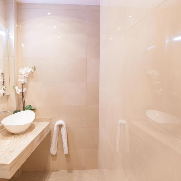 Apartamentos Boutique Salamanca - One-Bedroom Apartment - 11