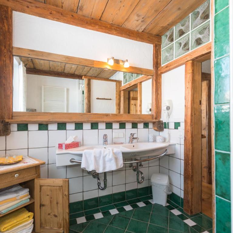 Landhaus Bergrast - charming Countryhouse & Summercard - Apartment mit 1 Schlafzimmer - 10