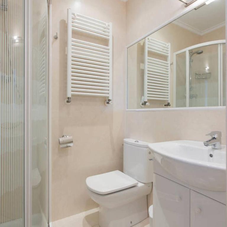 BREATHTAKING TERRACE VIEWS in luxury apartment - by www,SanSebastianApartments,es - Apartamento con terraza - 9