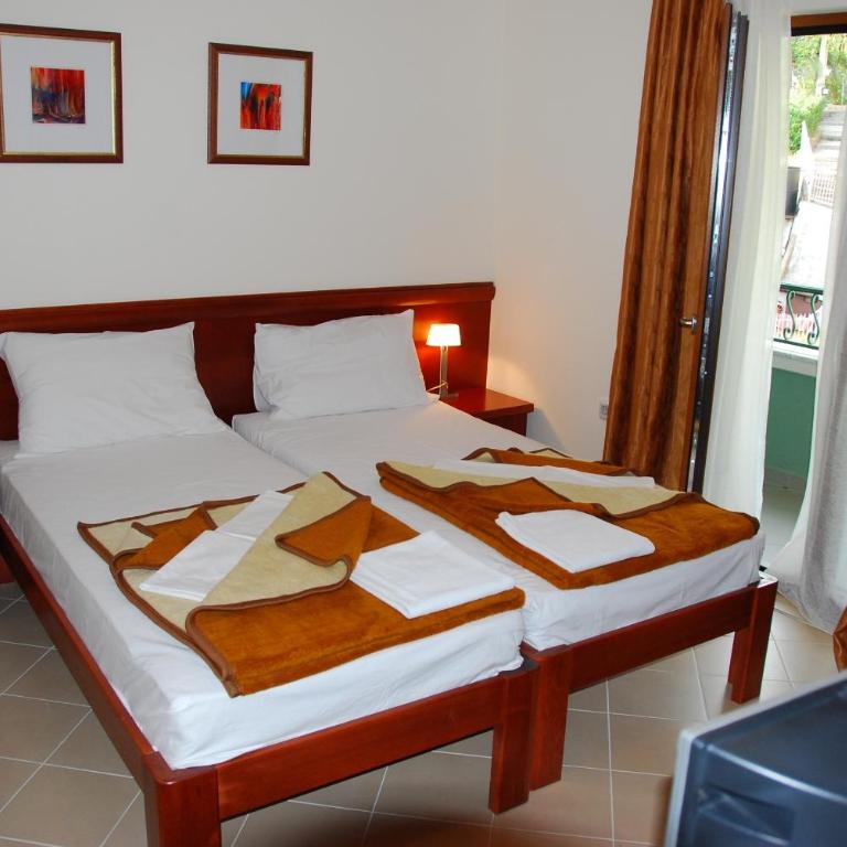Apartments Krapina - Studio s Bračnim Krevetom/Zasebnim Krevetima - 11