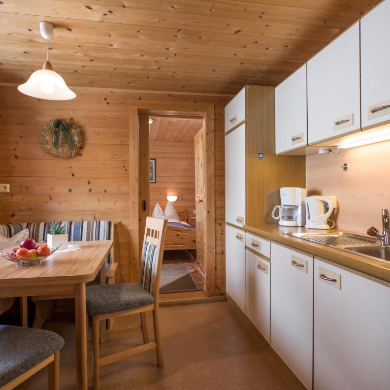 Ferienwohnungen Rieder - Apartment mit 2 Schlafzimmern und Terrasse - 5