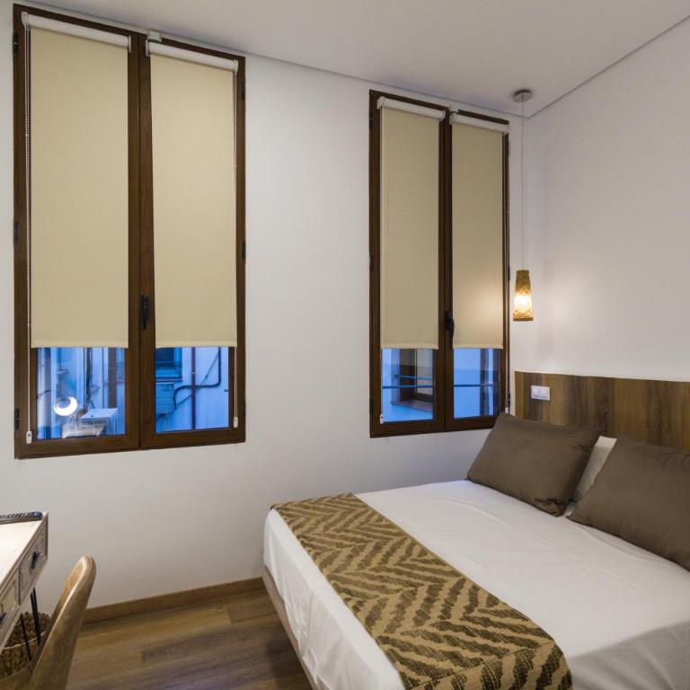 The Bridge Huertas - Hostal - Double Room - 21