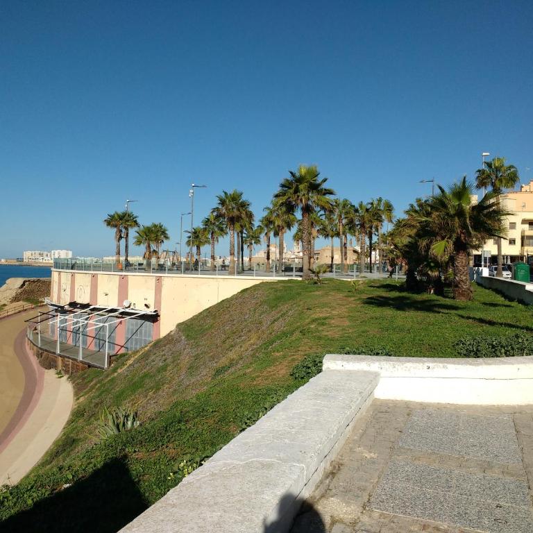 Fernandez Ladreda con Acceso Directo a la Playa y a cinco minutos andando del Centro - Apartamento con vistas al mar - 15