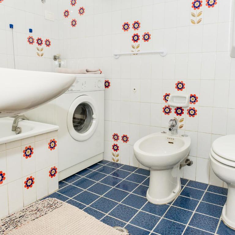 Appartamenti Raineri - Appartamento con 2 Camere da Letto e Balcone - 35