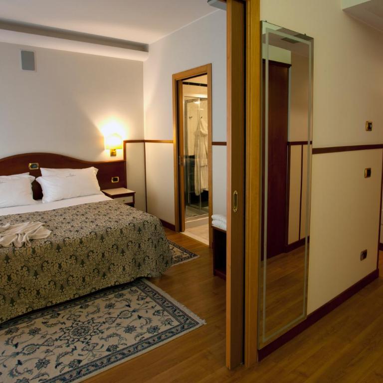 Hotels Vidi Miramare & Delfino - Suite with Lateral Sea view - 8
