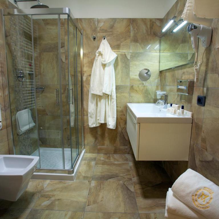 Hotels Vidi Miramare & Delfino - Double Room with Lateral Sea View - 6