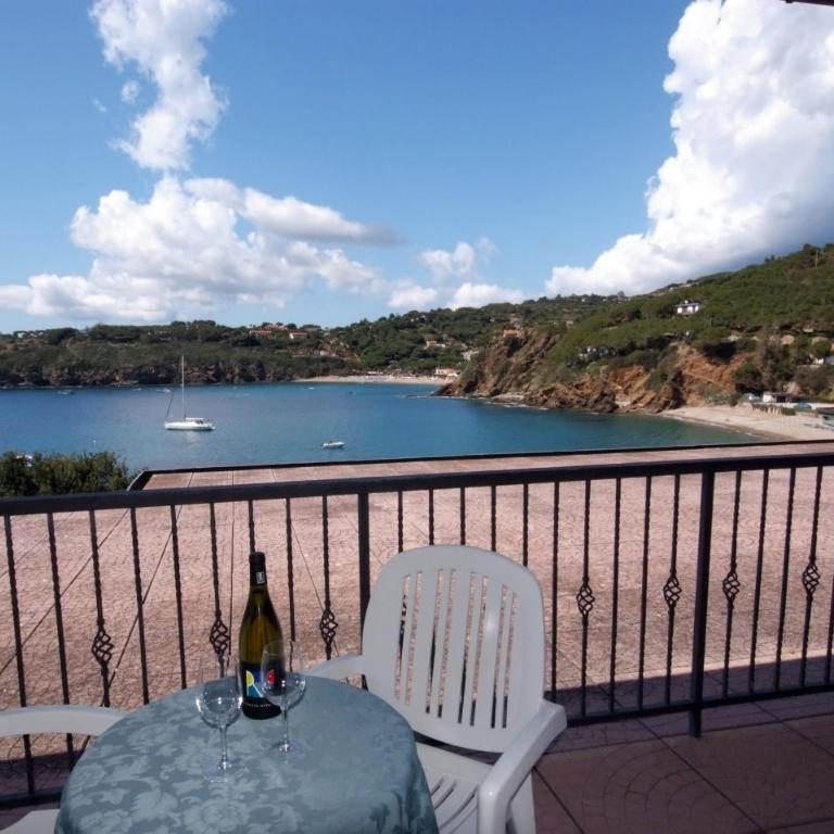 Hotel Dino - Camera Tripla con Vista Mare - 4