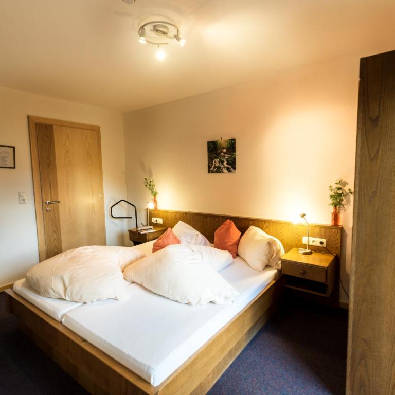 "Quality Hosts Arlberg" Hotel-Gasthof Freisleben - Doppelzimmer - 1