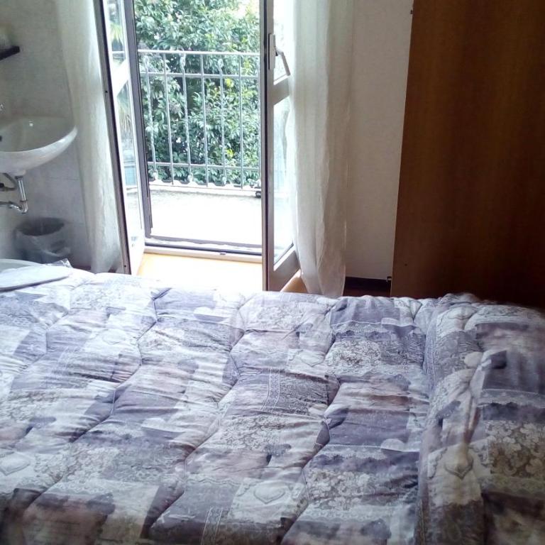Hotel Tirreno - Camera Singola Standard con Bagno in Comune - 1