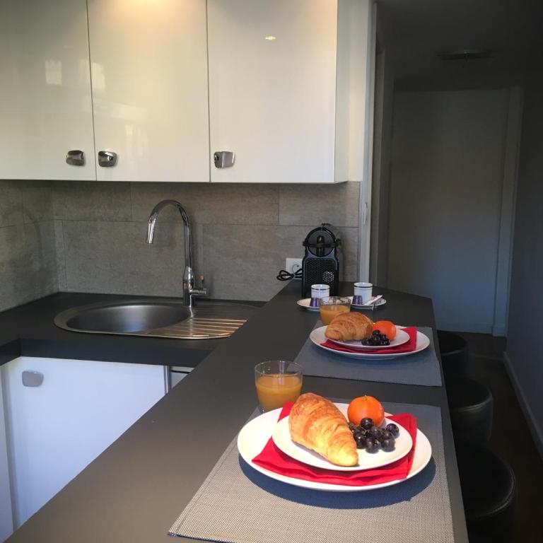 Charme Méditerranéen Votre pied à terre au Cœur du Port de Nice - Appartement - 8