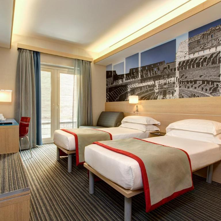 iQ Hotel Roma - Camera Tripla - 5