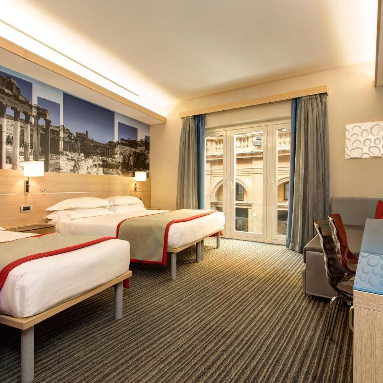 iQ Hotel Roma - Camera Quadrupla - 5