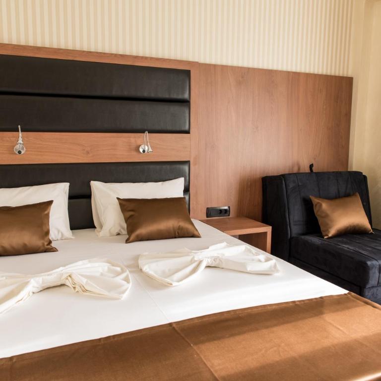 Hotel Crnogorska Kuća - Deluxe Apartment - 2