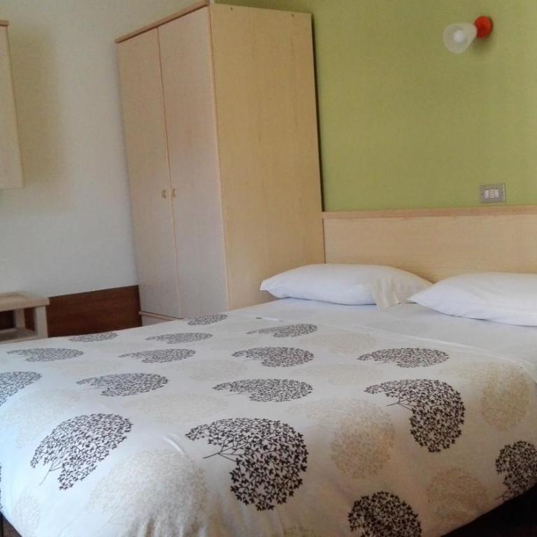 Garni Delia - Chambre Double ou Lits Jumeaux - 1