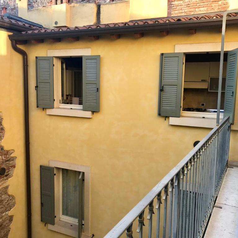 San Nicolò 3 - Appartamento con Balcone Via Noris 6 - 1