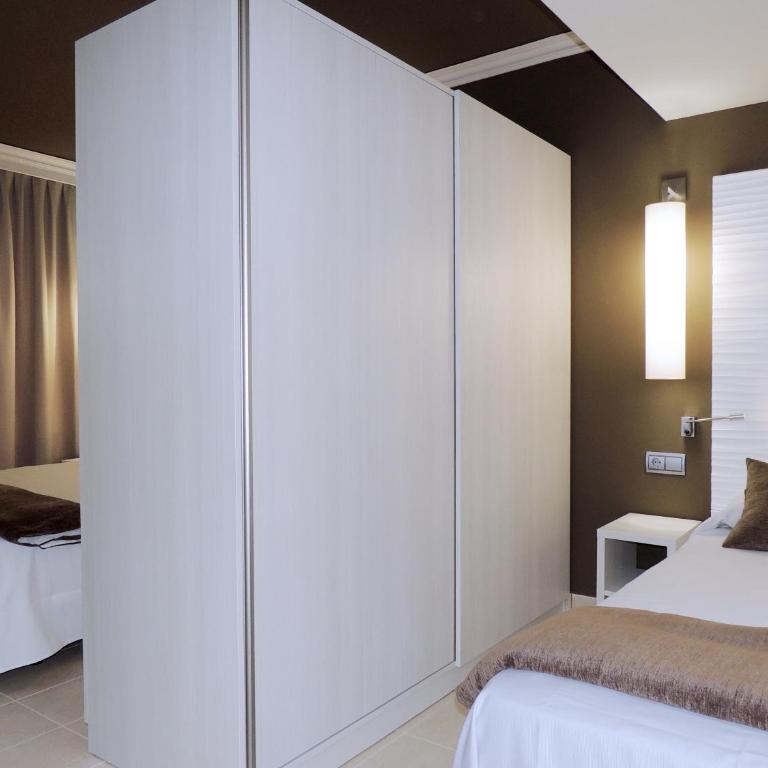 Hotel Cesar Augustus - Habitación Familiar (2 adultos y 2 niños) - 3