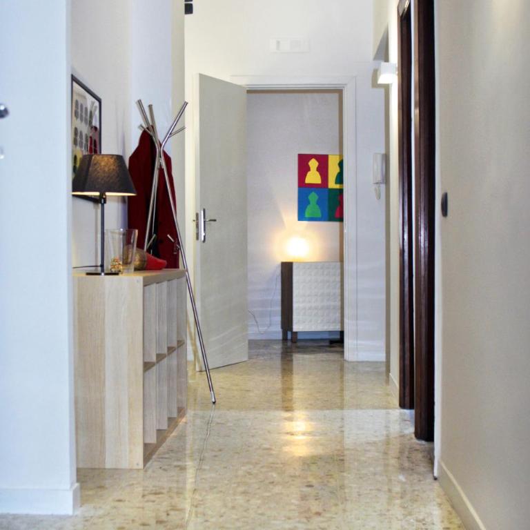 La Bella Vita Apartments - Deluxe Apartment - 9