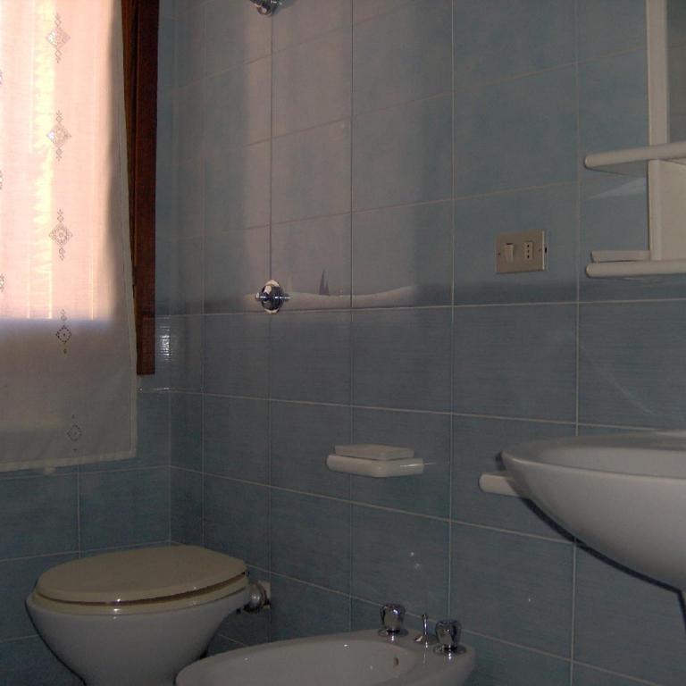 Appartamenti Santa Teresa Gallura - Appartamento con 2 Camere da Letto (6 Adulti) - 10