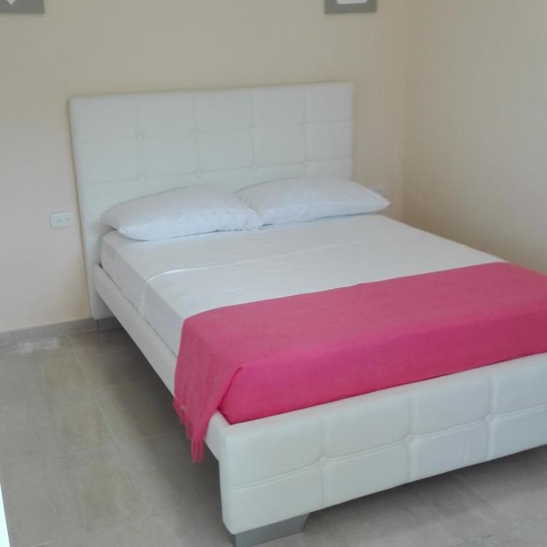 Apartamentos Isla Tropical - Habitación Doble - 11