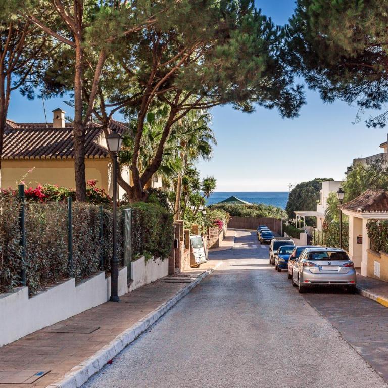 Elviria beach front apartment - Apartamento de 2 dormitorios - 2