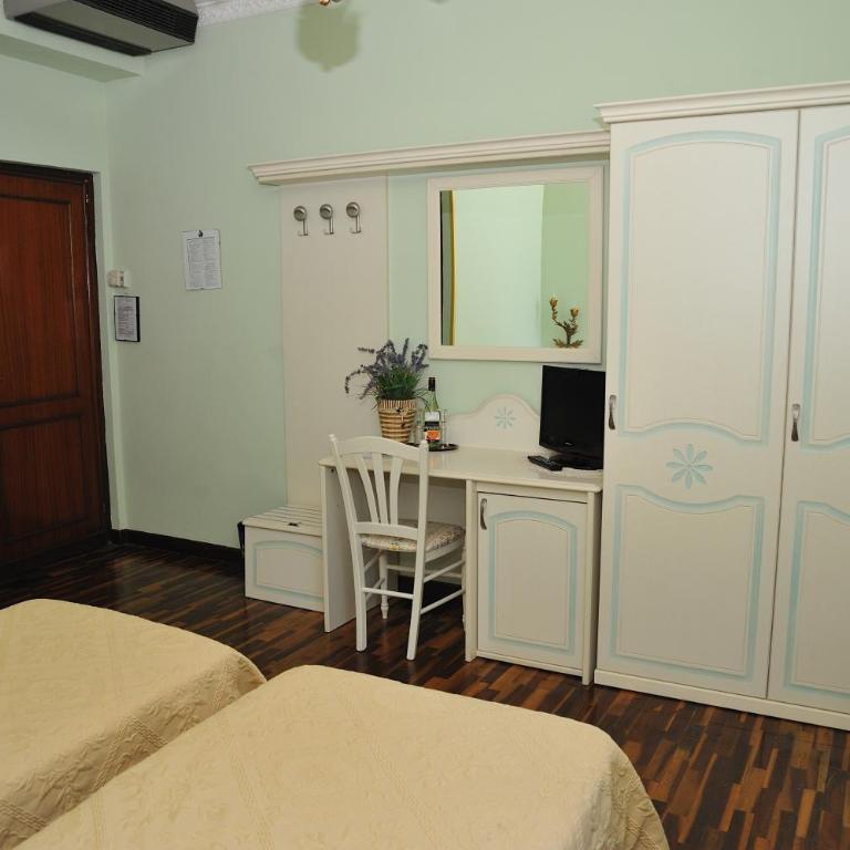 Hotel Savona - Camera Matrimoniale/Doppia con Letti Singoli con Bagno Privato - 13