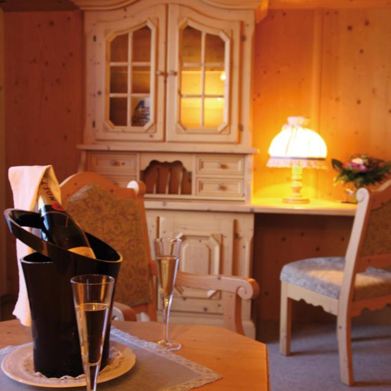 Hotel Omesberg - Standard Zweibettzimmer mit Bergblick - 6