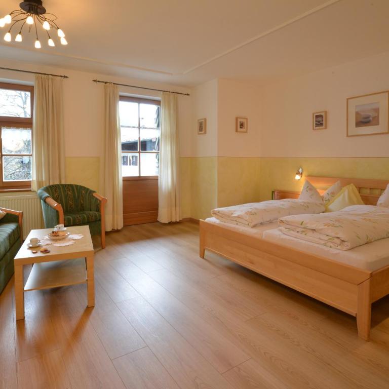 Landhaus Lenzenhof - Doppelzimmer mit Dusche - 3
