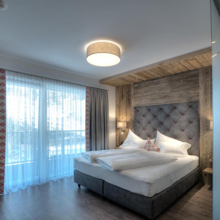 Hotel Eldorado - Doppelzimmer mit Balkon - 5