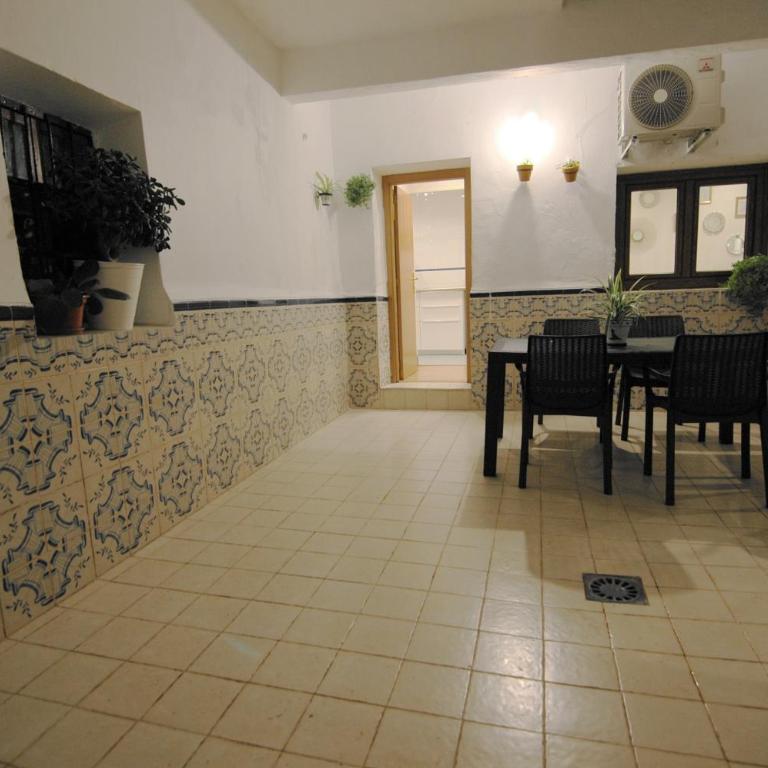 Apto El Clavo-CON PARKING GRATIS - Apartamento de 1 dormitorio - 35