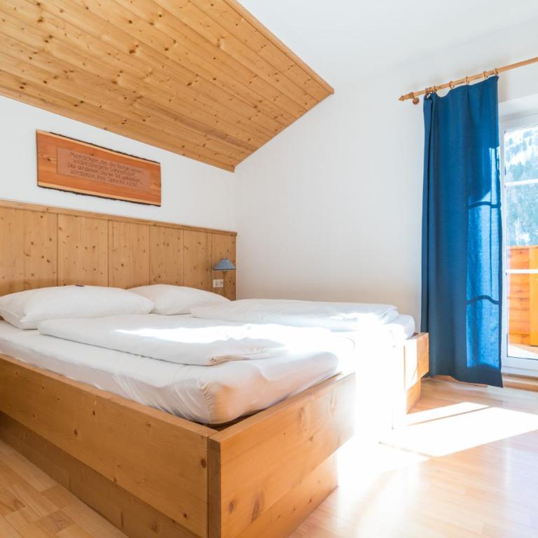 Haus Petergstamm - Apartment mit 2 Schlafzimmern und Balkon - 3