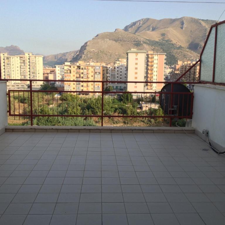 Oreto Bridge - One-Bedroom Apartment with Sea View and Terrace - 21
