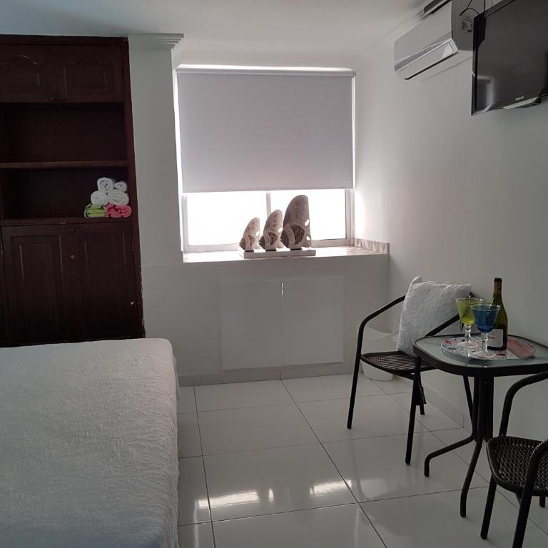 Espectaculares Vistas, Edificio Nautilus, Barrio El Laguito. - Three-Bedroom Apartment with Ocean View - 49