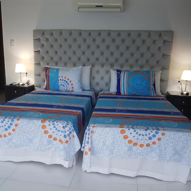 Espectaculares Vistas, Edificio Nautilus, Barrio El Laguito. - Three-Bedroom Apartment with Ocean View - 39