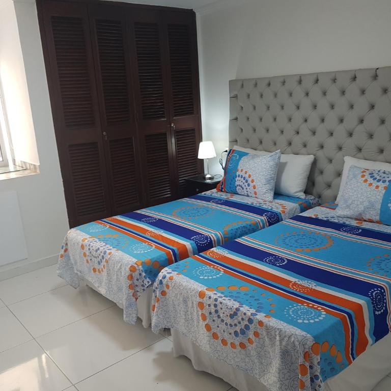 Espectaculares Vistas, Edificio Nautilus, Barrio El Laguito. - Three-Bedroom Apartment with Ocean View - 40