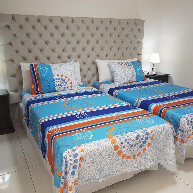 Espectaculares Vistas, Edificio Nautilus, Barrio El Laguito. - Three-Bedroom Apartment with Ocean View - 41
