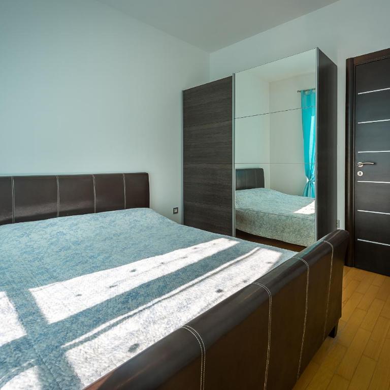 Becici Summer Apartments - Superior One-Bedroom Apartment with Balcony - 2