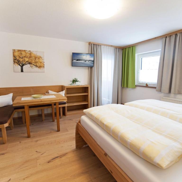 B&B Landhaus Vierthaler - Familienzimmer (2 Erwachsene + 2 Kinder) - 9