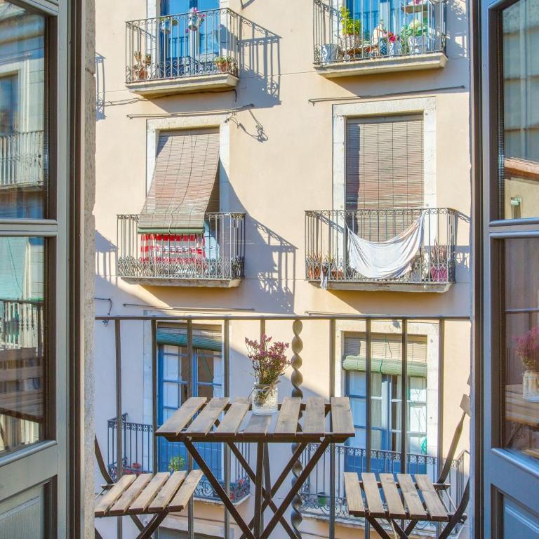 Flateli Cort Reial - Apartamento con balcón - 1