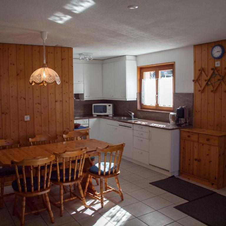 Chalet Silberdistel - Apartment mit Blick auf die Berge - 23