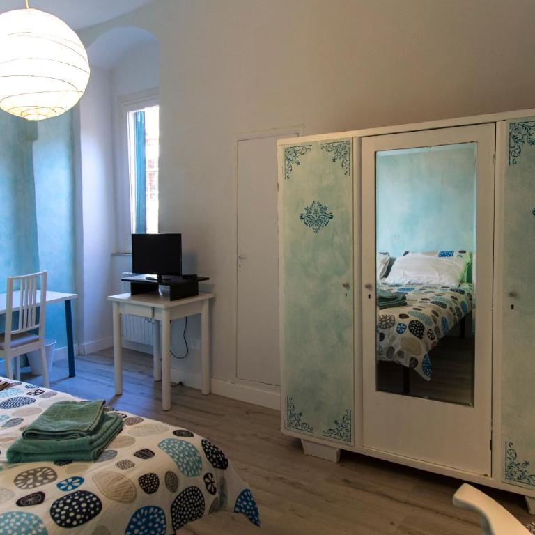 Le Camere di Casa Cassandra - Camera Tripla con Bagno Privato Esterno - 2
