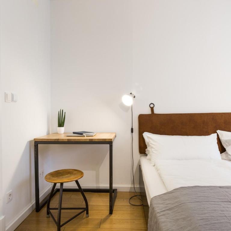 Vier Zimmer - Apartment mit Terrasse - 28