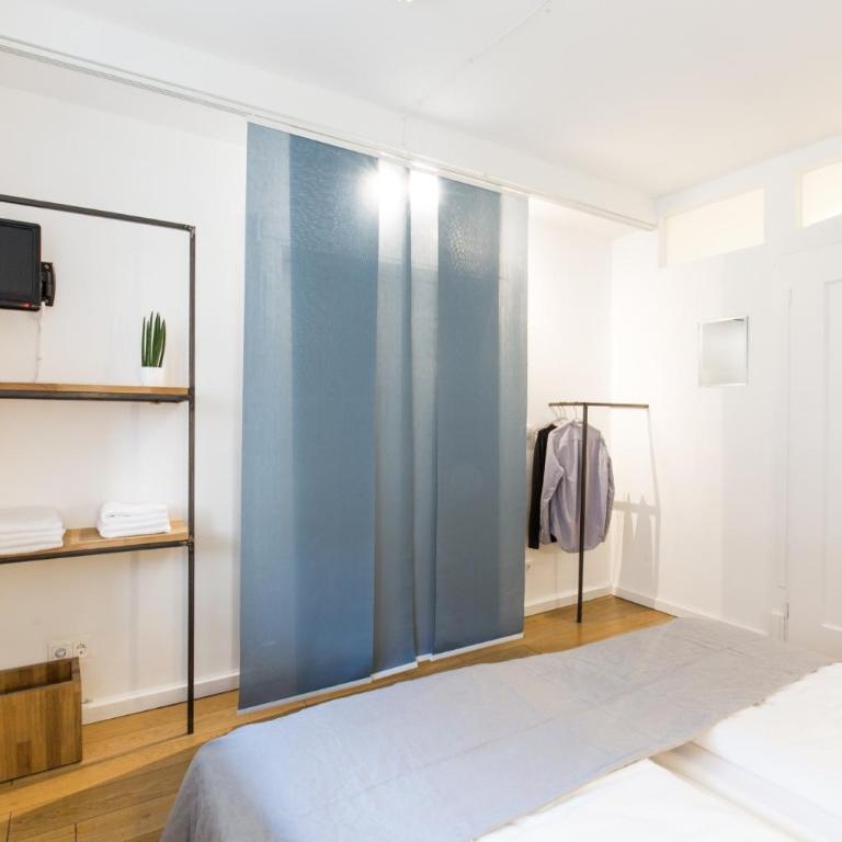 Vier Zimmer - Apartment mit Terrasse - 27