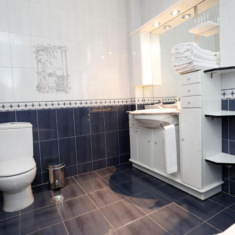 Hostal Escala Suites - Double Room with Bath - 24