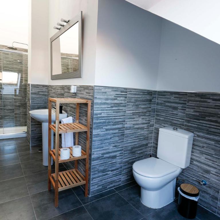 Hostal Escala Suites - Double Room with Bath - 30