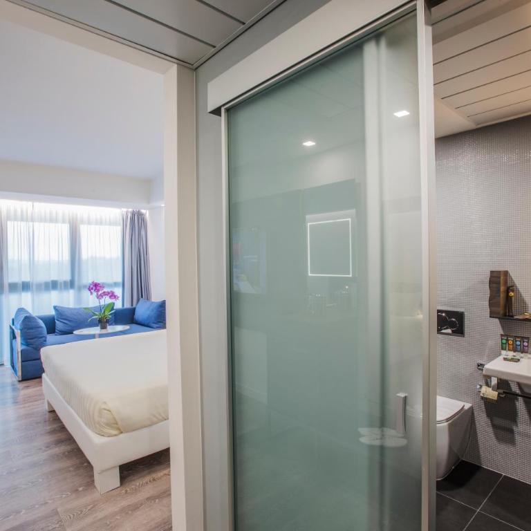Novotel Roma Eur - Camera Matrimoniale Superior con Divano-Letto - 5