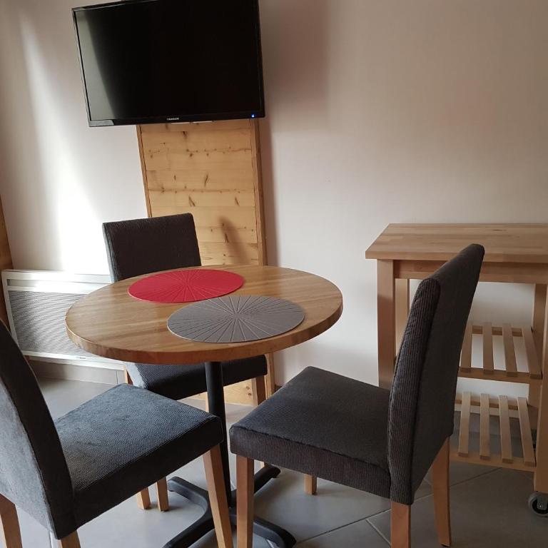 Terres de France - Résidence les Silènes - 1-Bedroom Apartment - 4 people - 3