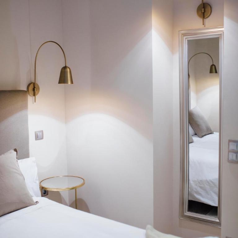 One&Lux Byron Suites - Estudio Deluxe - 7