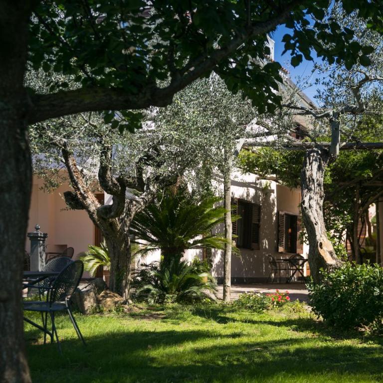 Villa Caprile - Appartamento con Vista Giardino - 9